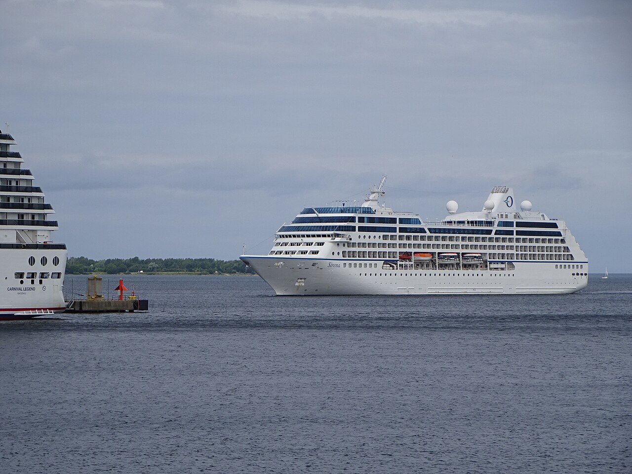 The cruise ship Sirena