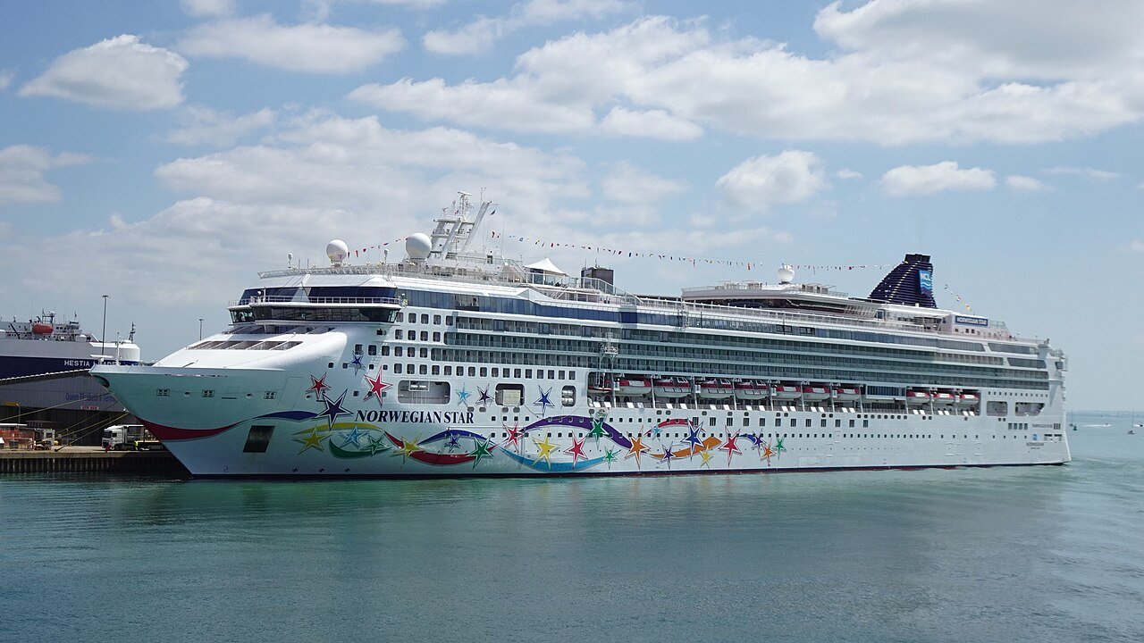 The cruise ship Norwegian Star